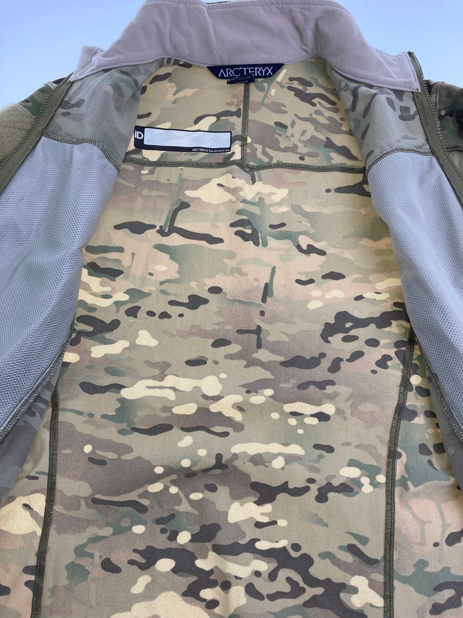 リーフコンバットジャケット