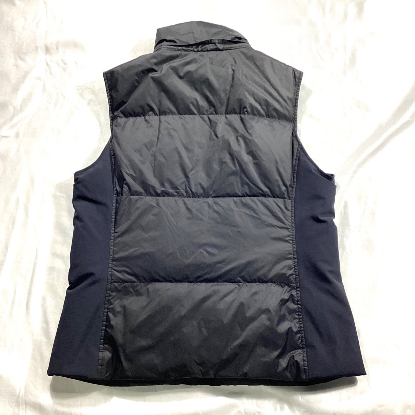 BURBERRY GOLF バーバリーゴルフ ダウンベスト ブラック パープル