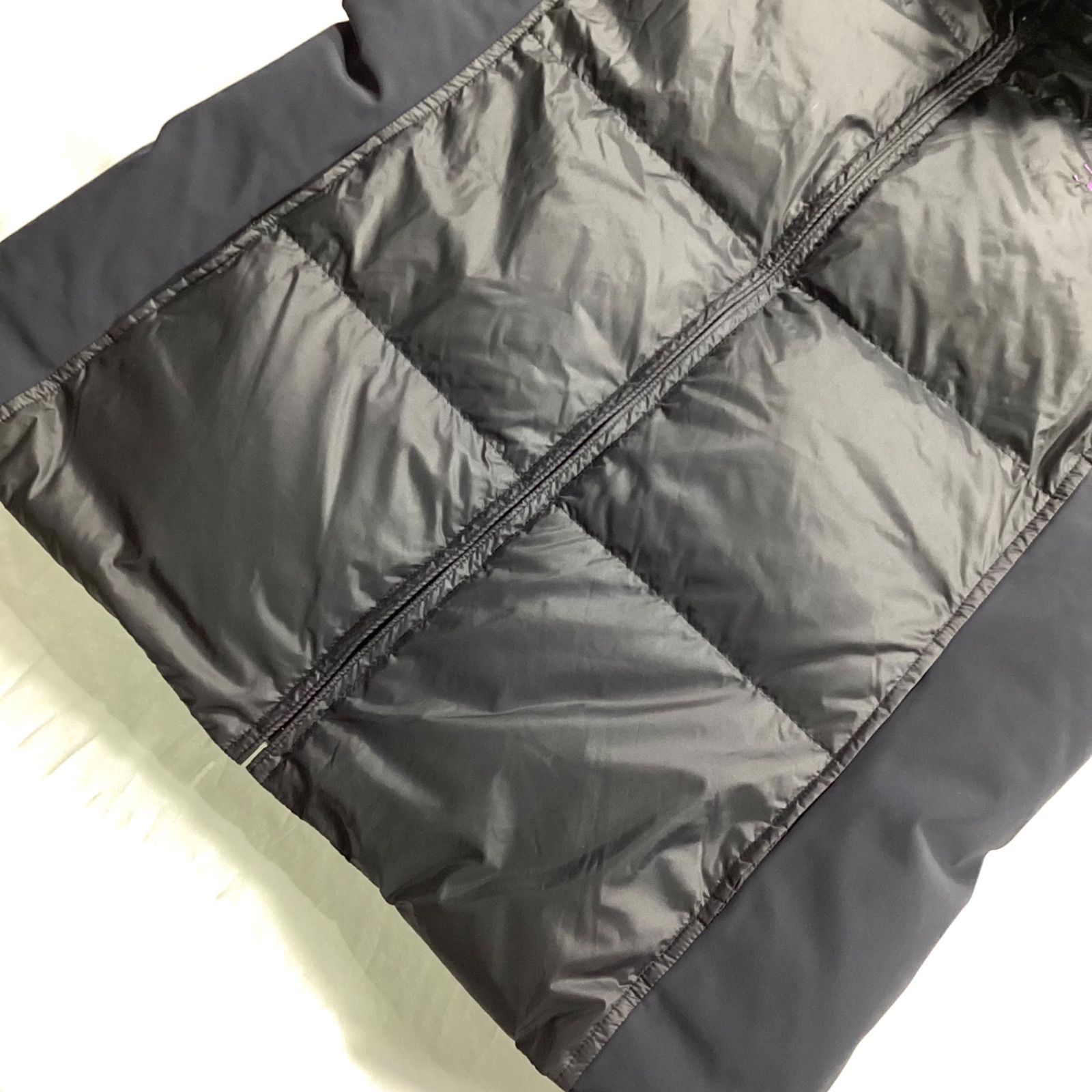 BURBERRY GOLF バーバリーゴルフ ダウンベスト ブラック パープル