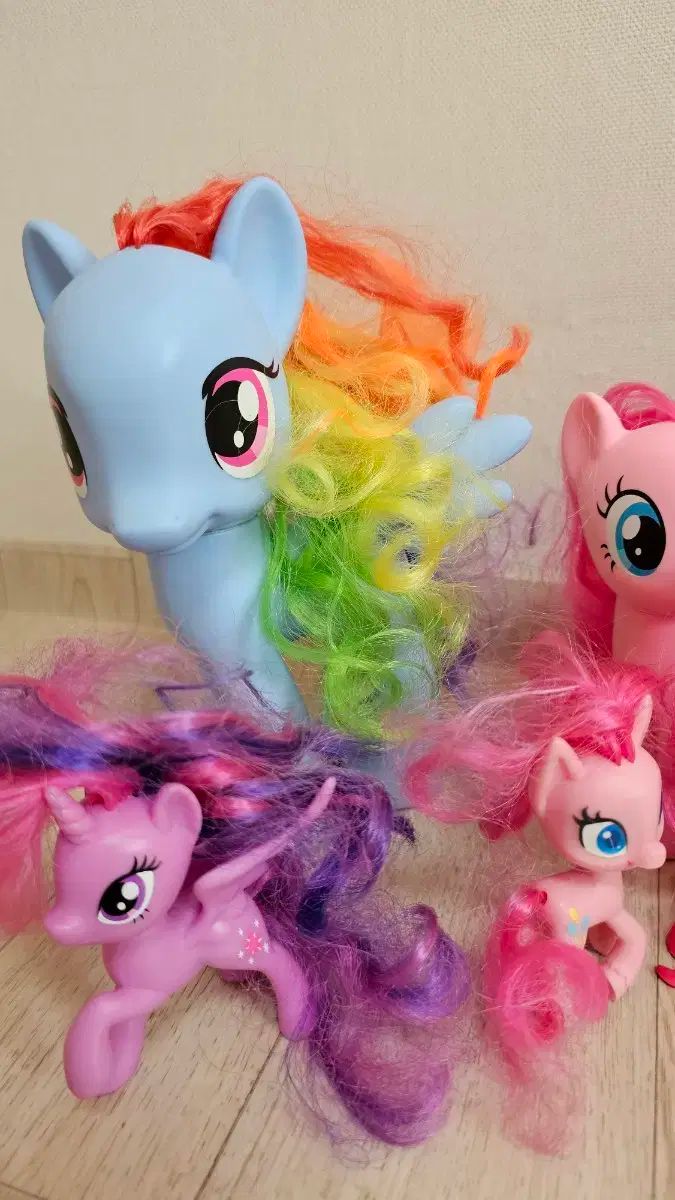 マイリトルポニー フィギュア バックパック など