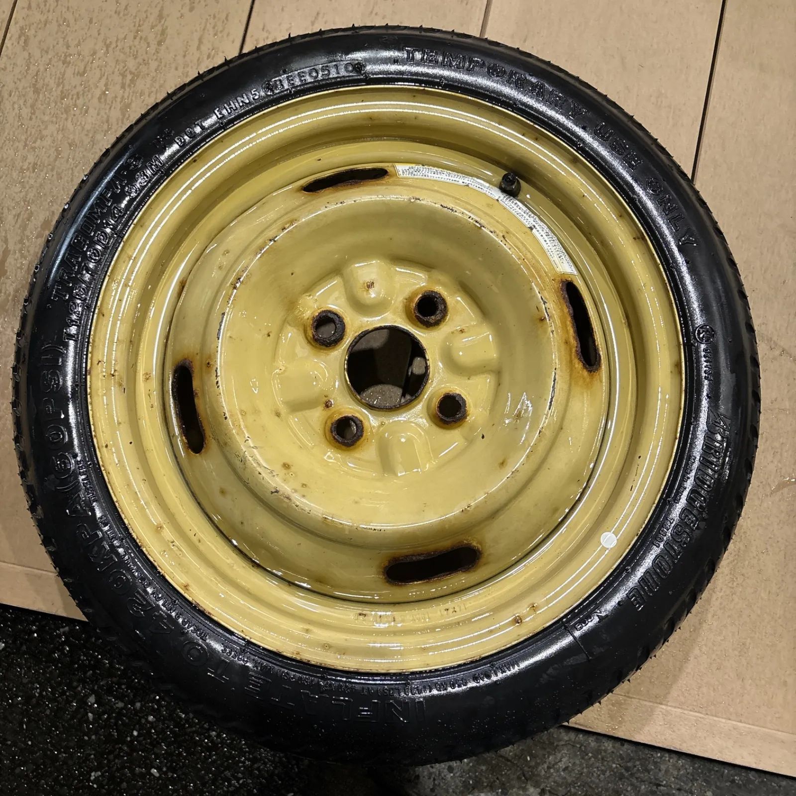 最終値下げ 【送料無料】T125/70D14 93M テンパータイヤ スペアタイヤ 