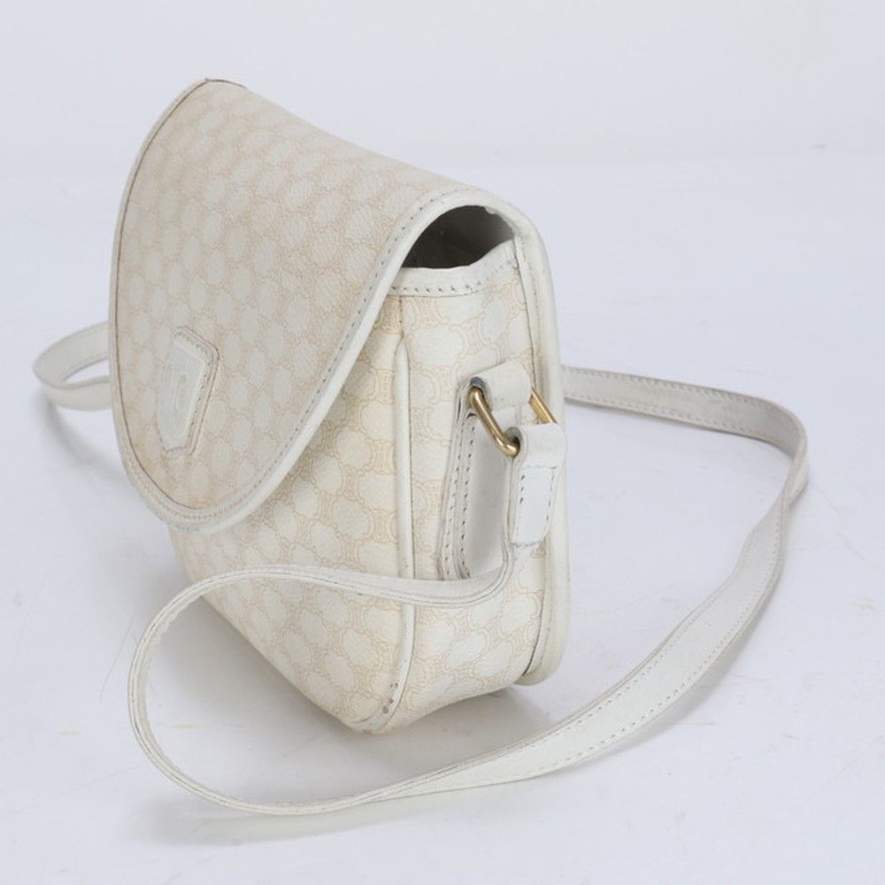 極美品 セリーヌ マカダム ホワイト レザー ショルダーバッグ 斜め掛け