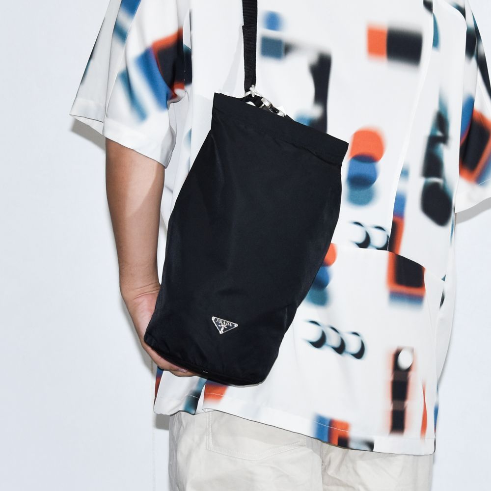 PRADA ロールアップ バッグ メンズ 49324