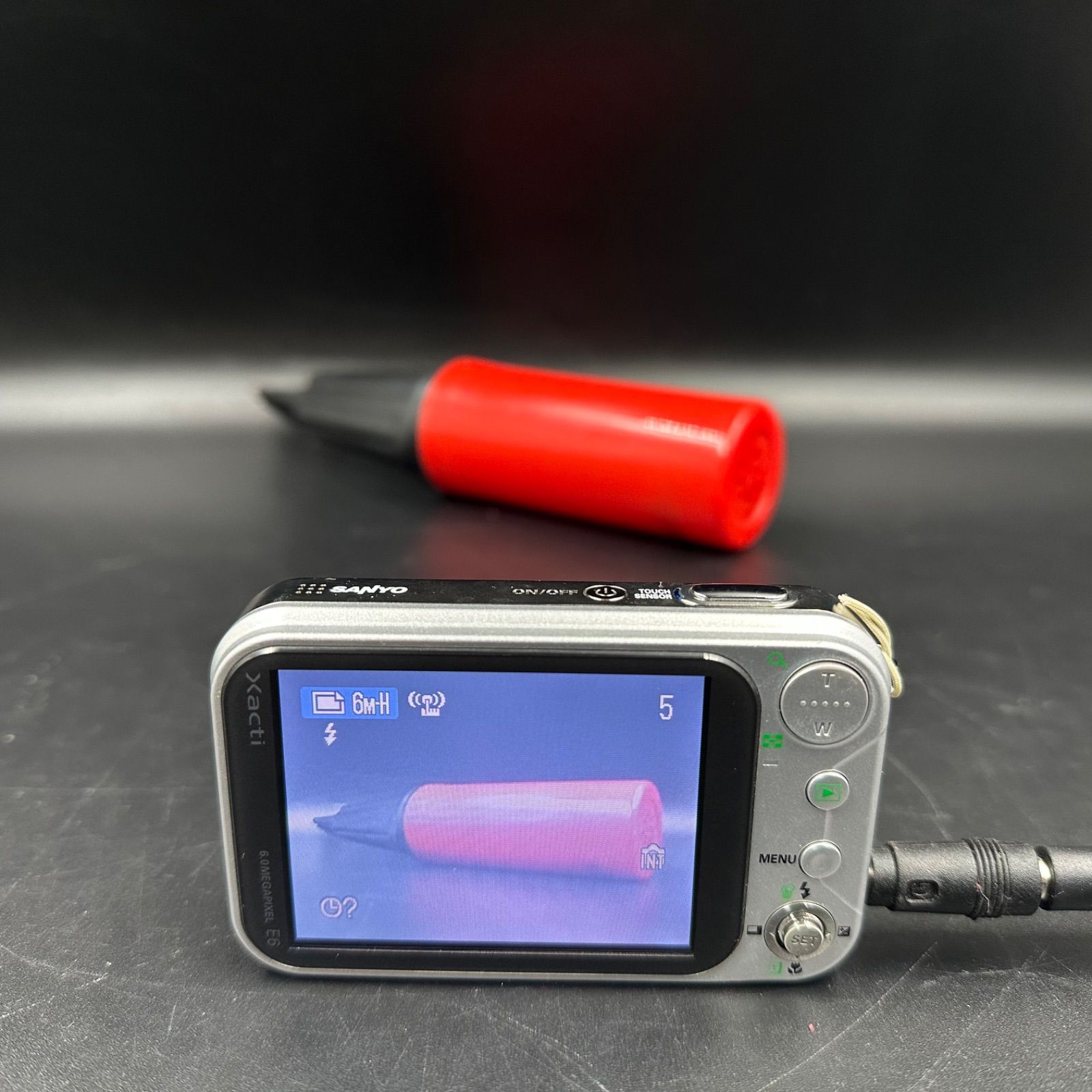 SANYO Xacti DSC-E6 コンデジ デジカメ ホワイト 白 ザクティ - メルカリ