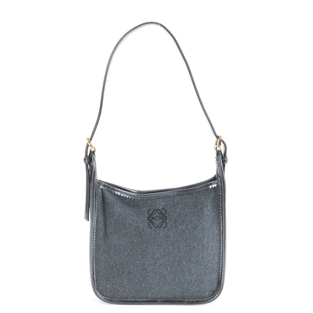 極美品 ロエベ アナグラム レザー ショルダーバッグ 肩掛け ワン