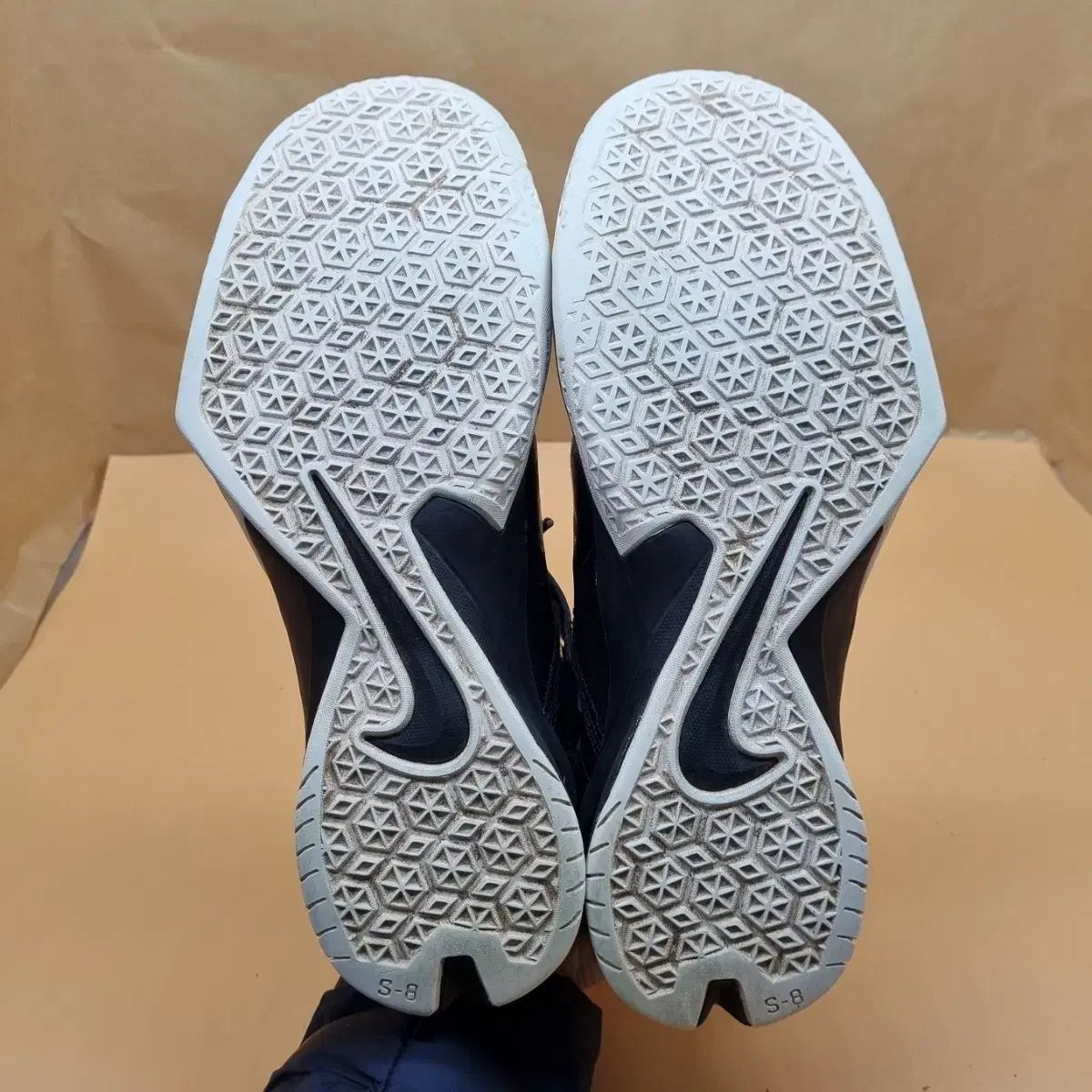  ナイキ レブロン ジェームスs-8 バスケシューズ 275 シューズ(男性用) バスケットボール