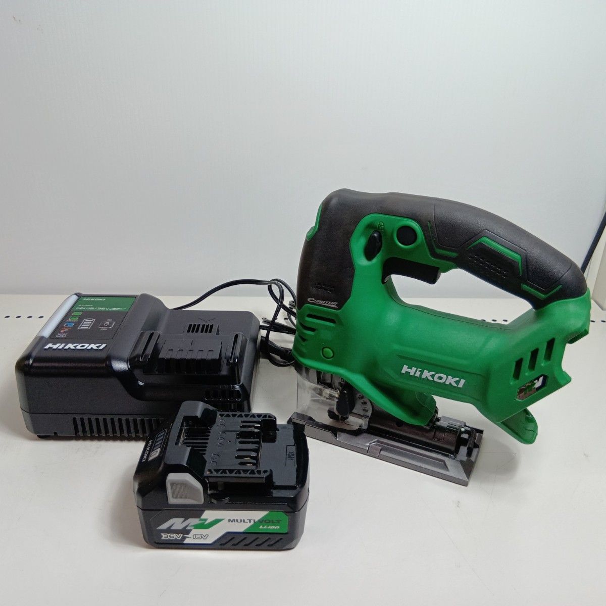 HiKOKI ハイコーキ ジグソー CJ36DA グリーン 程度B 充電器 充電池1個 ケース付 コードレス式 36v J810182 キズ ヨゴレ有 WWW_SMP1DAWEKUDUS_SCH_ID