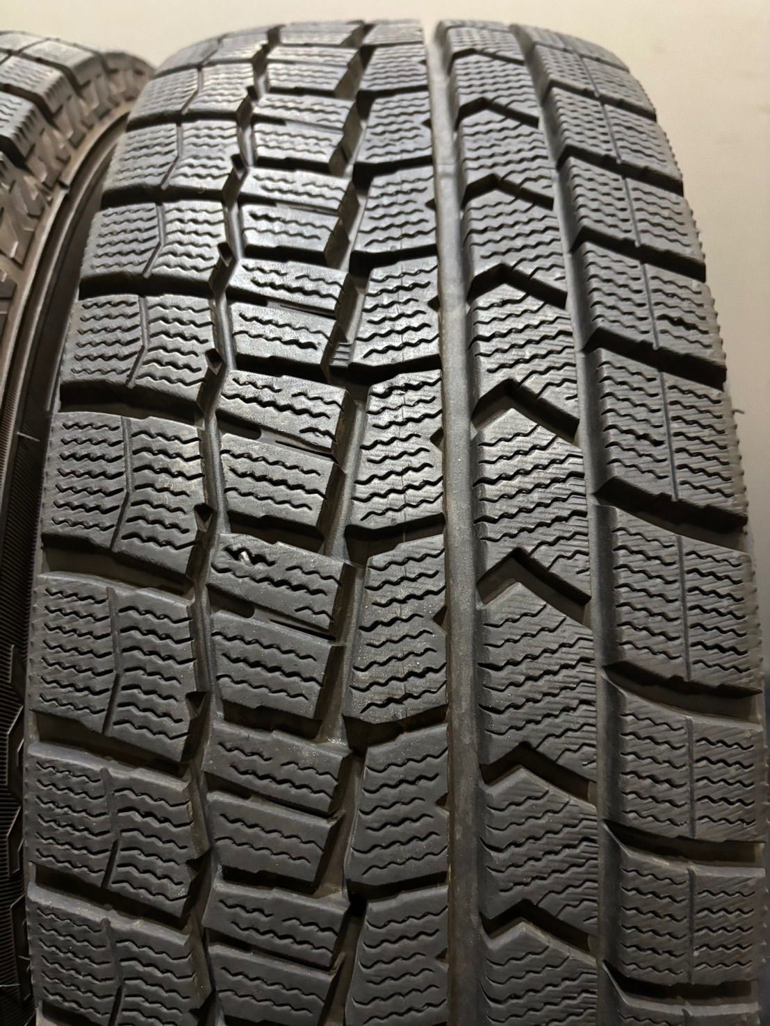 H スタッドレス