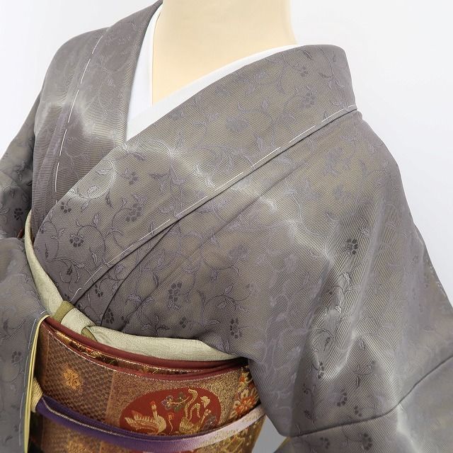 ❁tomihisa❁新品 雪輪 唐花地紋 着物“誰にでもある大人色の景色”正絹
