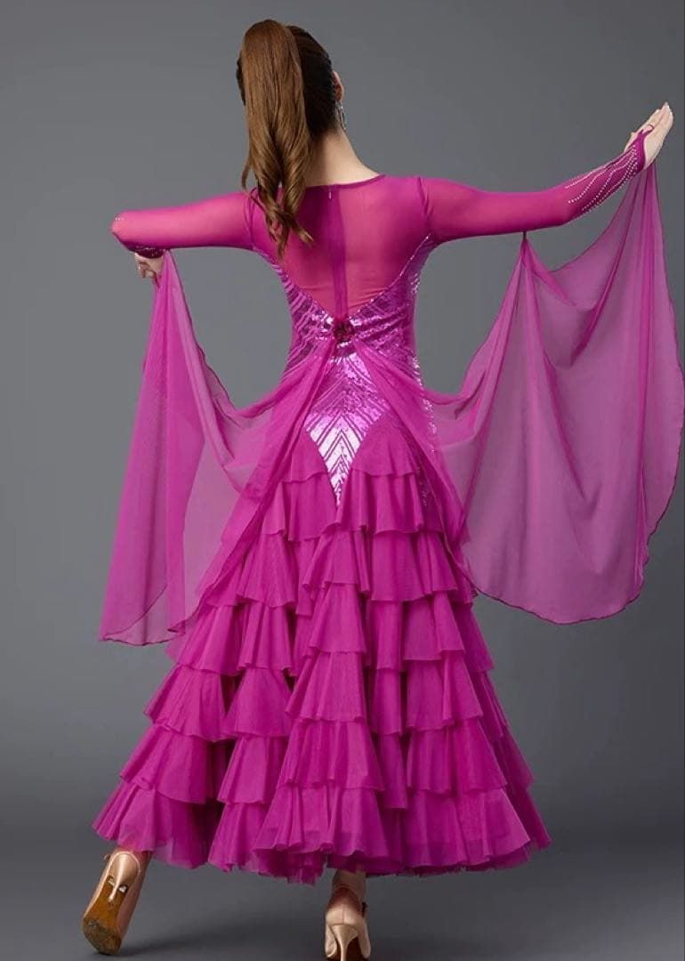 ドレスダンスパーティーやデモに