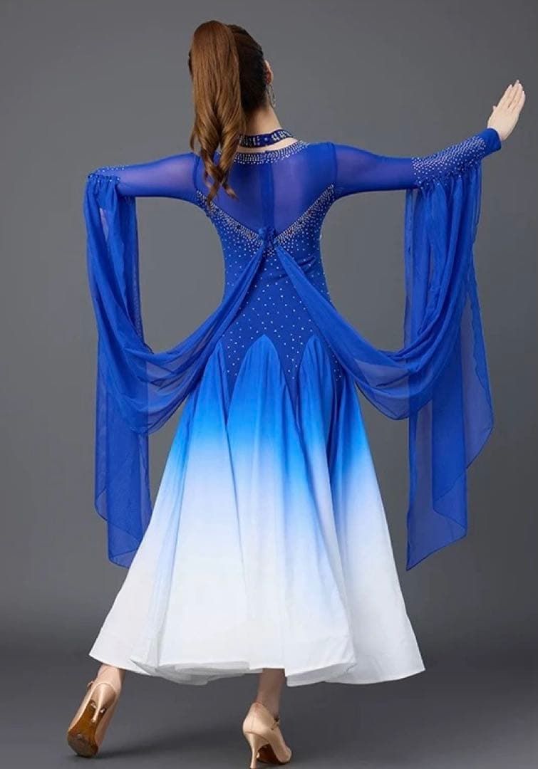 輝くスタンダードドレス スパンコールでキラキラ華やか！競技会や発表