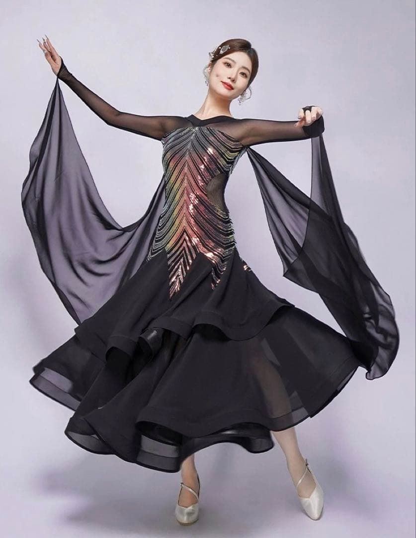 スパンコール付きスタンダードドレス✨ダンスパーティーに最適な華やかさ スパンコール付きスタンダードドレス ダンスパーティーに最適な