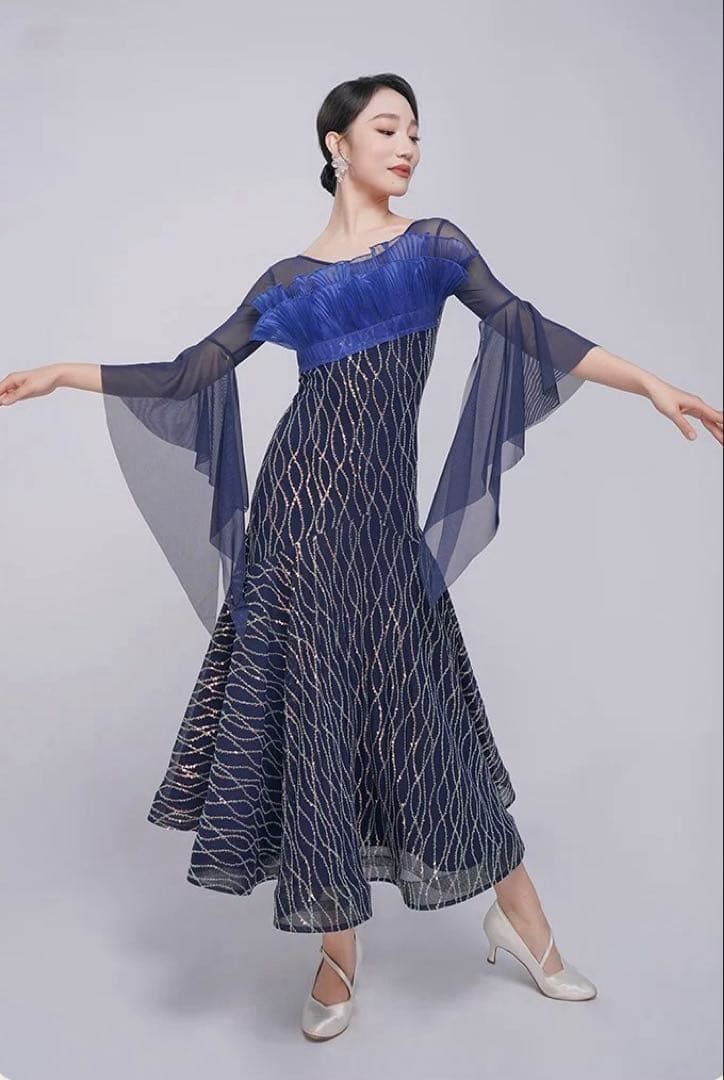 キラキラスパンコールワンピース ✨ ダンスパーティーや練習着にも最適 ！ 公式 キラキラスパンコールワンピース ダンスパーティーや練習着にも