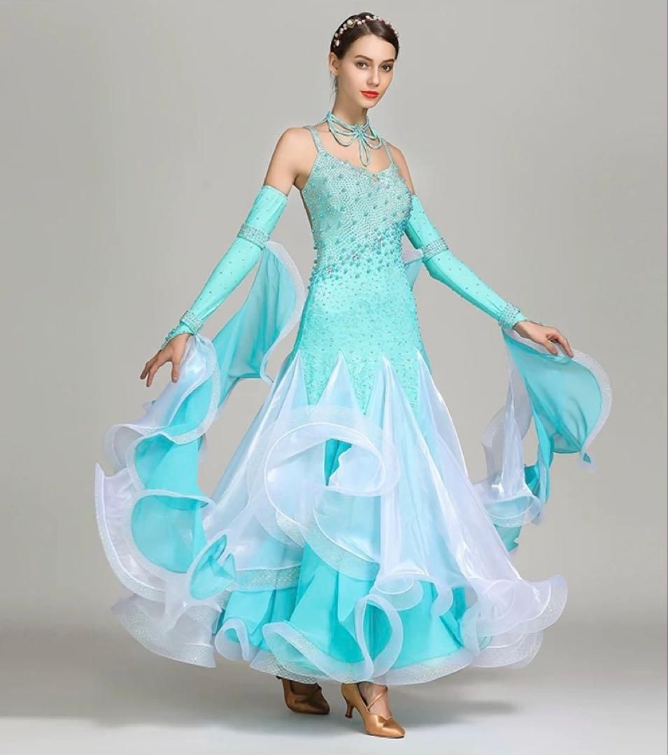 スタンダードドレス☆発表会、デモ、競技会、ダンスパーティーでも注目