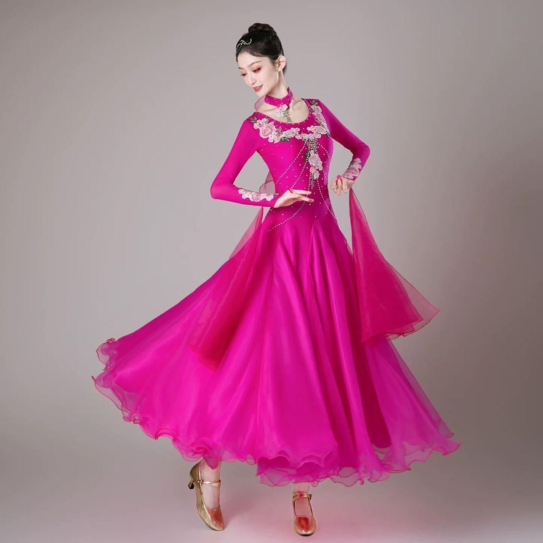 輝く石付きスタンダードドレス 2024 ダンスパーティーに華を 発表会や