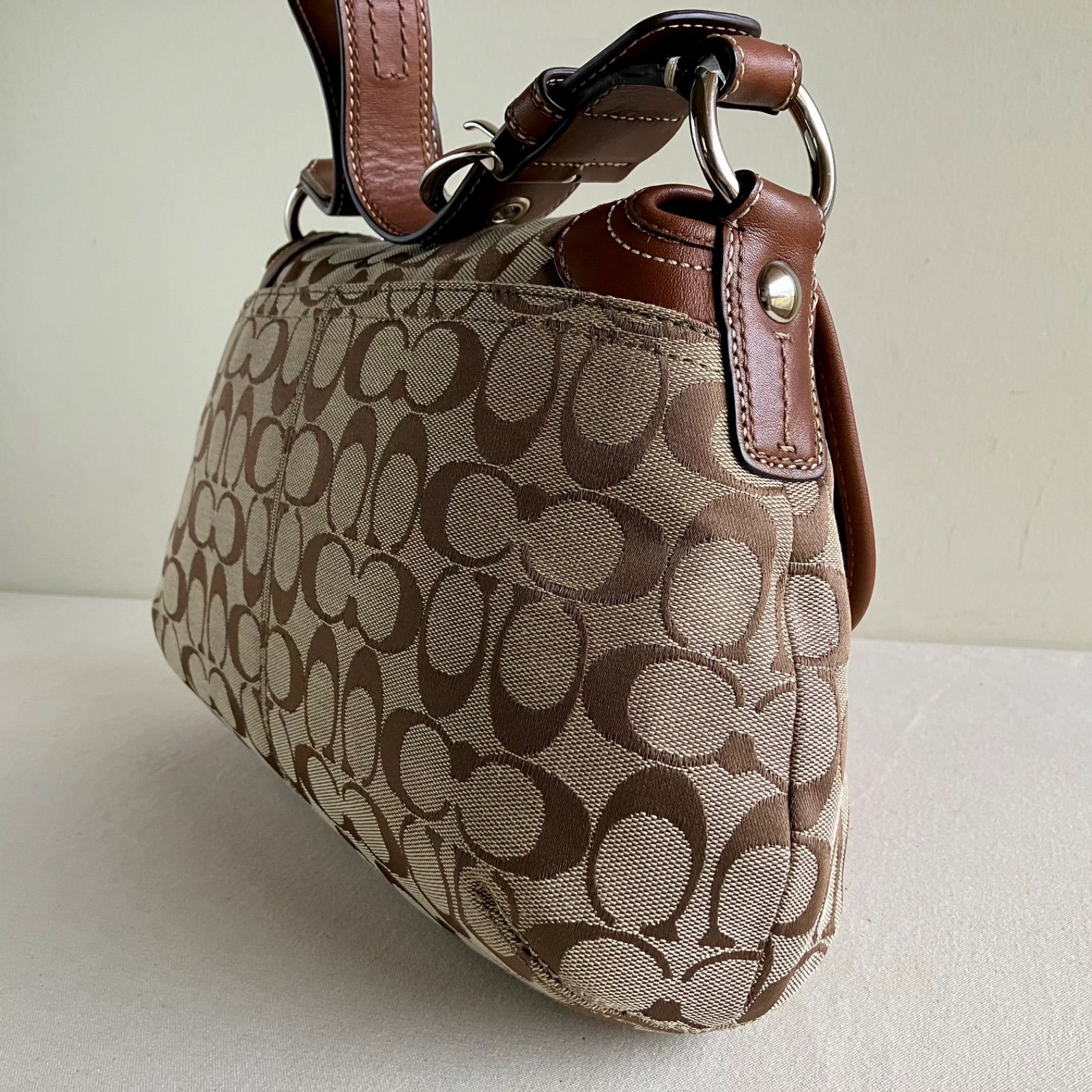 Coach y2k Signature Flap Hobo Shoulder Bag Brown Beige - メルカリ