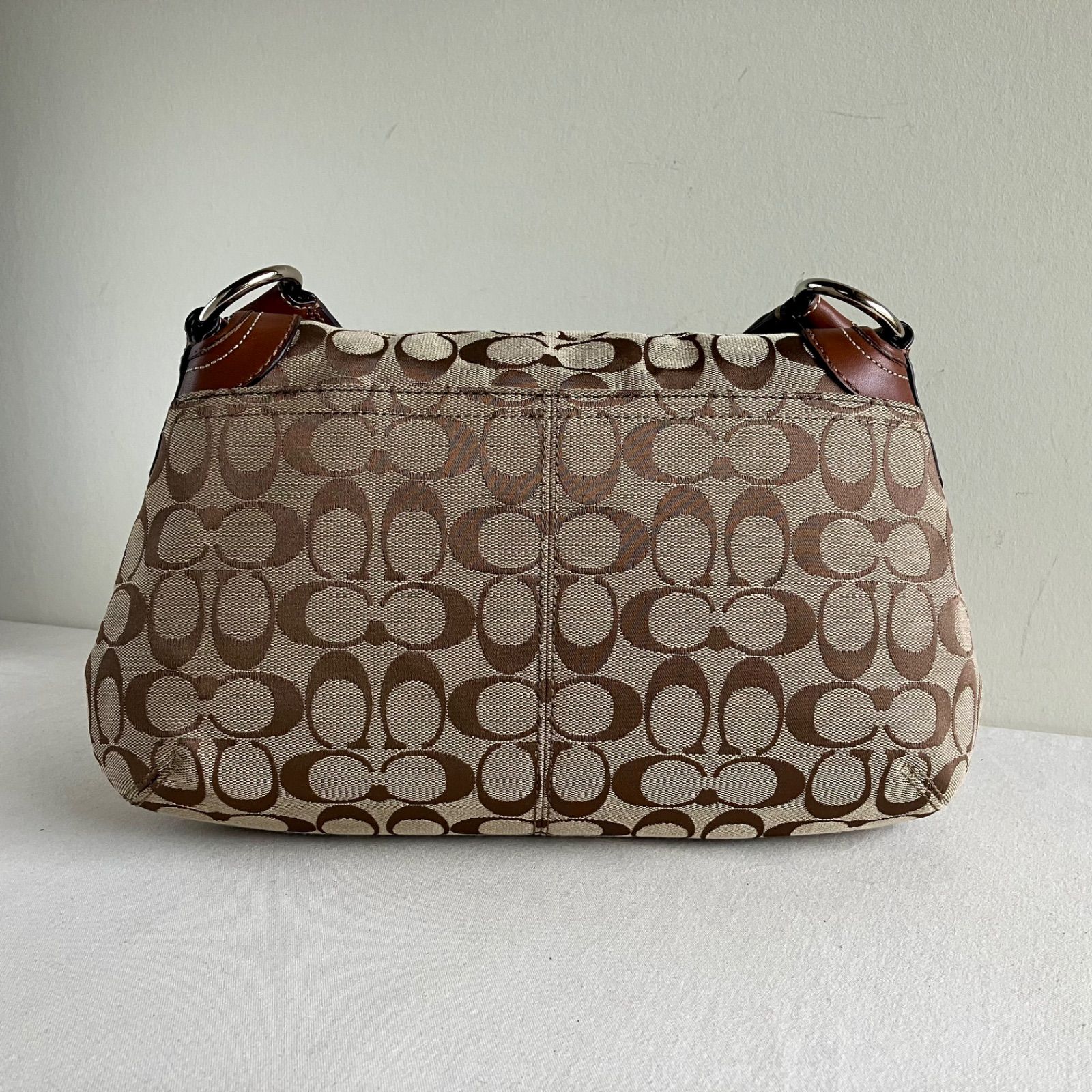 Coach y2k Signature Flap Hobo Shoulder Bag Brown Beige - メルカリ
