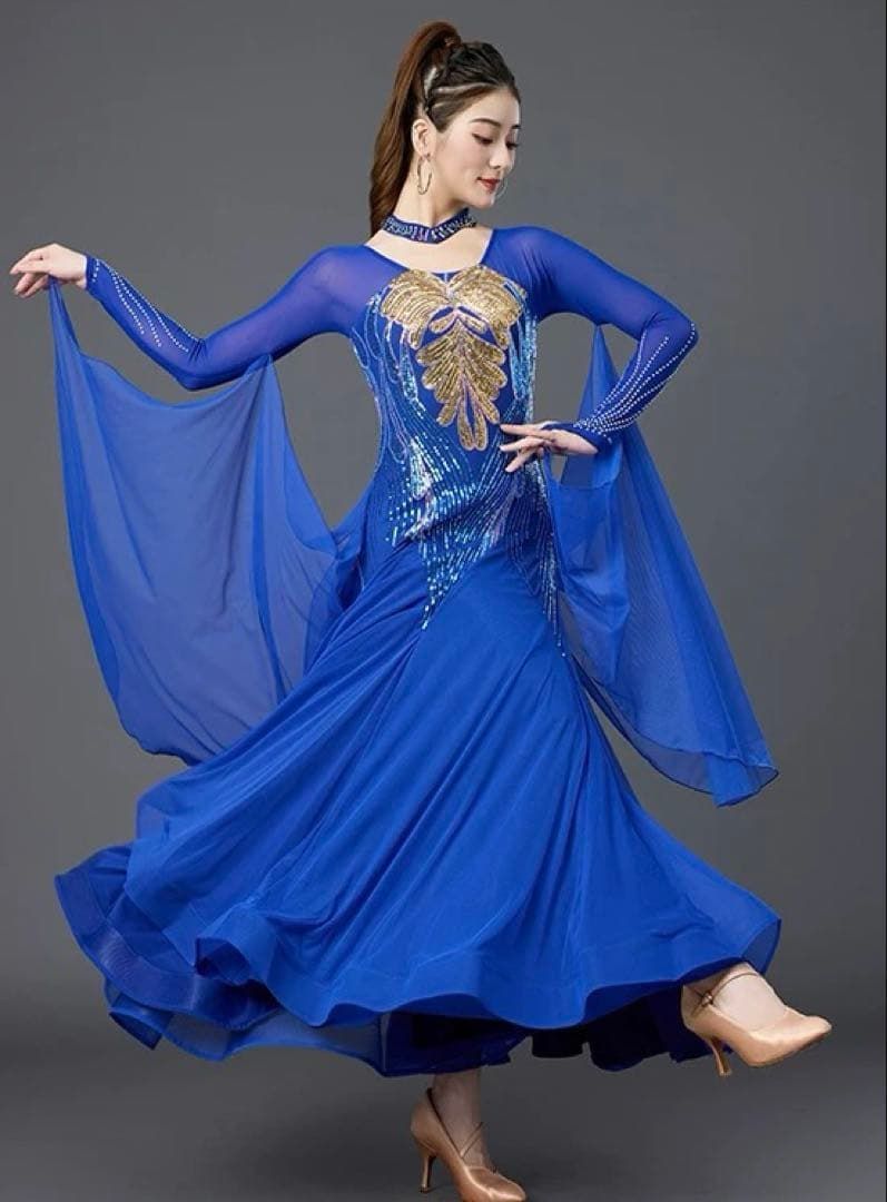 キラキラスタンダードドレス✨競技会やデモ、ダンスパーティーで大活躍！ キラキラスタンダードドレス 競技会やデモ、ダンスパーティーで大活躍