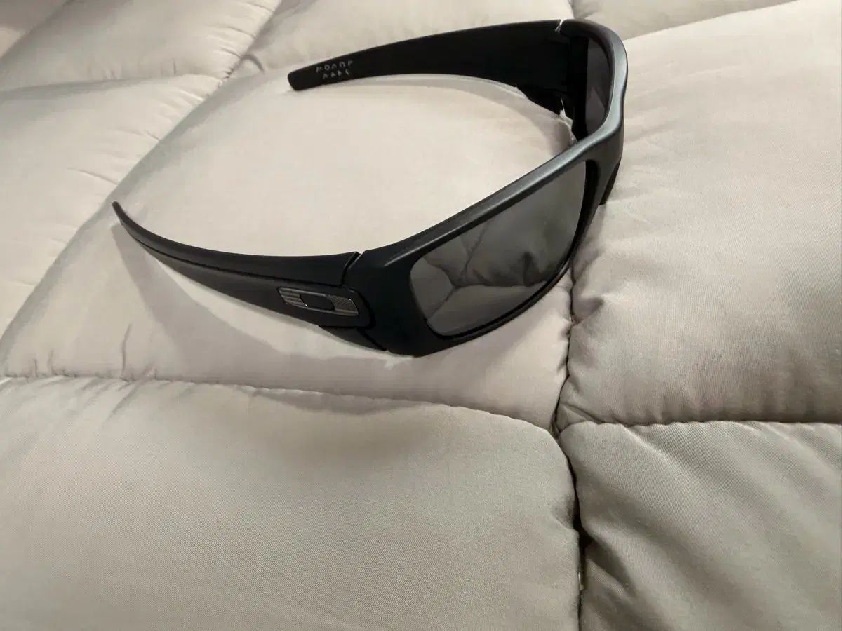 オークリー フューエルセル マットブラック サングラス