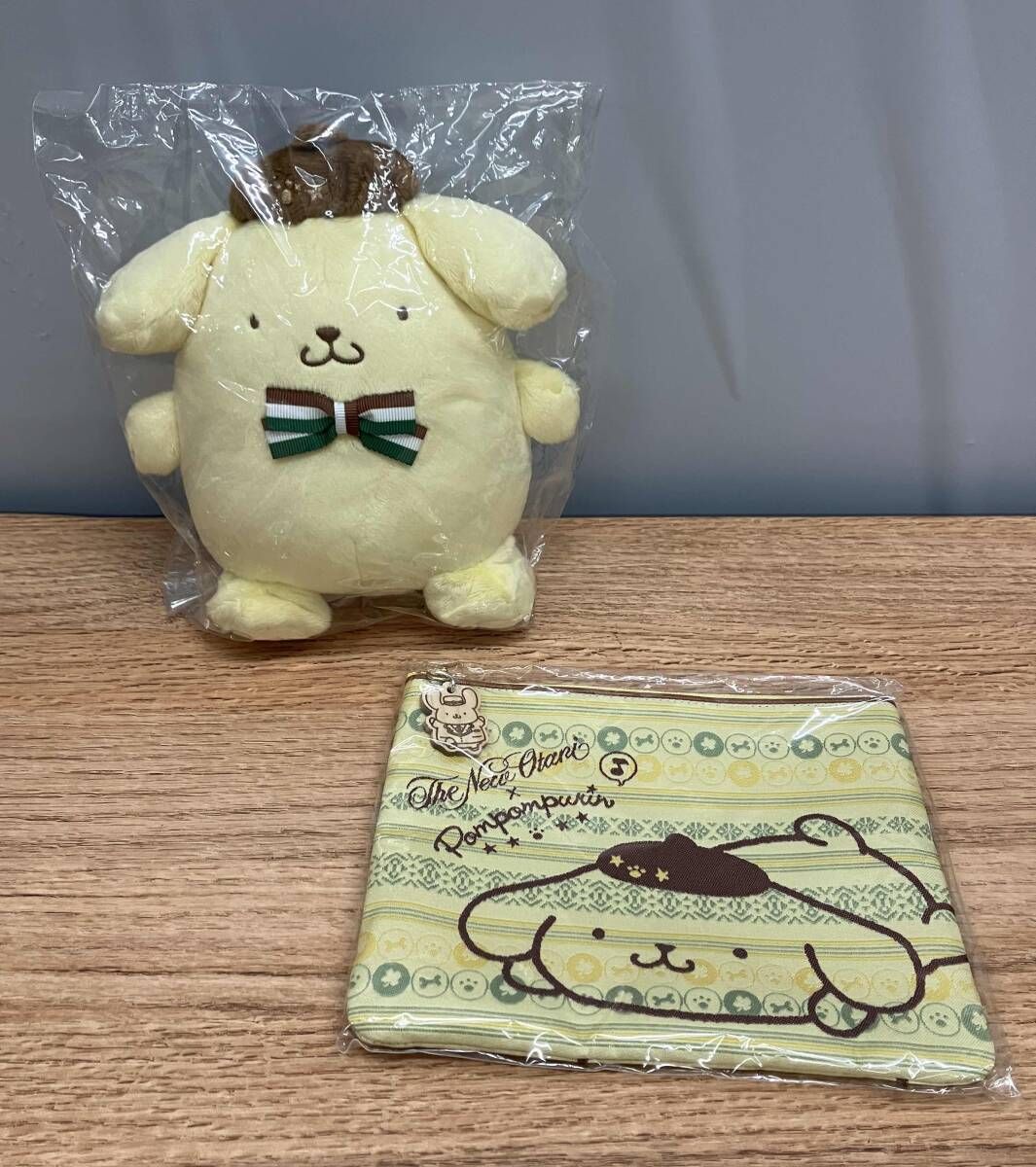 【限定品】ポムポムプリン ニューオータニ 博多 ぬいぐるみ ポーチ タオル 限定品】ポムポムプリン ニューオータニ 博多 ぬいぐるみ ポーチ