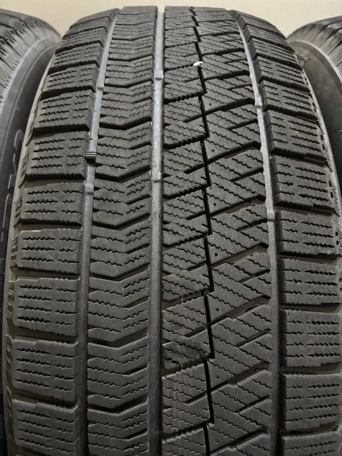 ☆225/60R17 BRIDGESTONE/VRX2 19年製 スタッドレス 4本 ブリヂストン