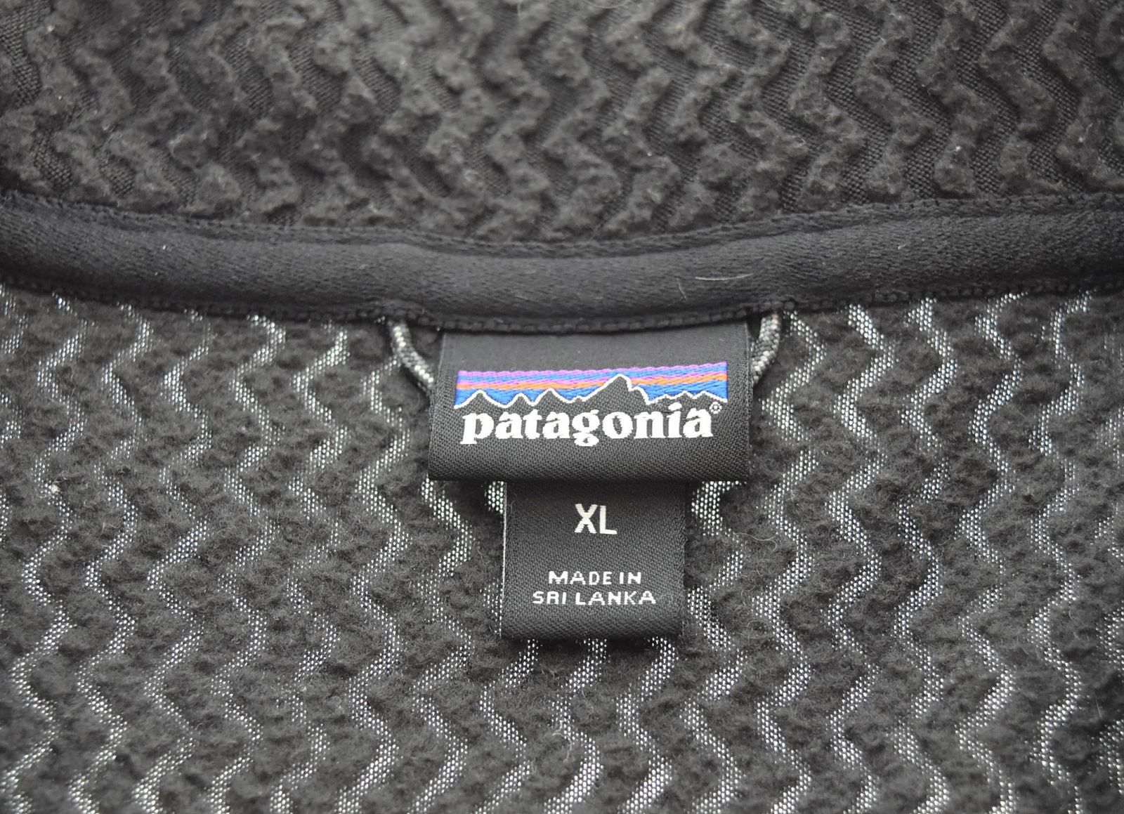 パタゴニア PATAGONIA R1 AIR ZIP NECK R1 エア ジップネック 40245 ジャケット ブラック LLサイズ 103MT-3320 ODELLYA_COM