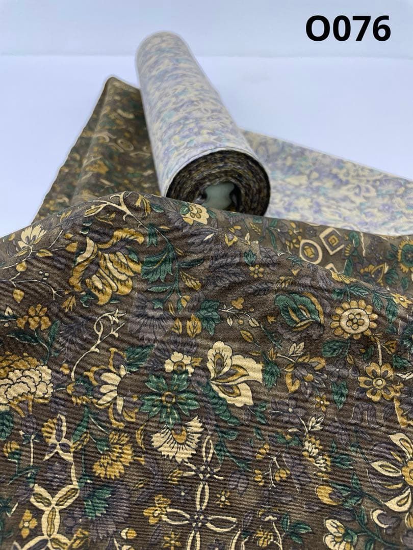 小紋 更紗 全体柄 ちりめん 反物 正絹O 076