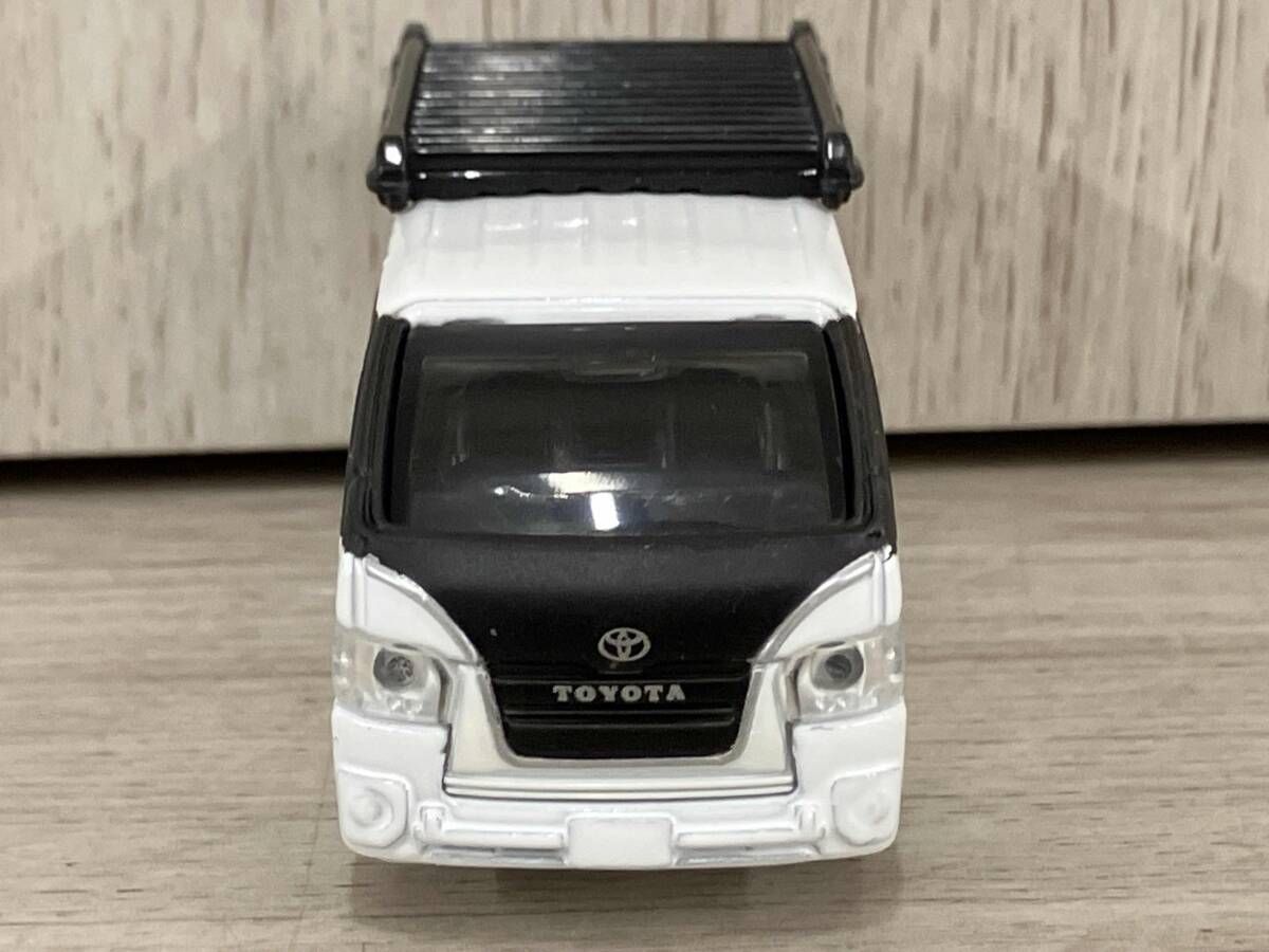 トミカ カラフルコレクション2022 トヨタ ハイエース(シークレット