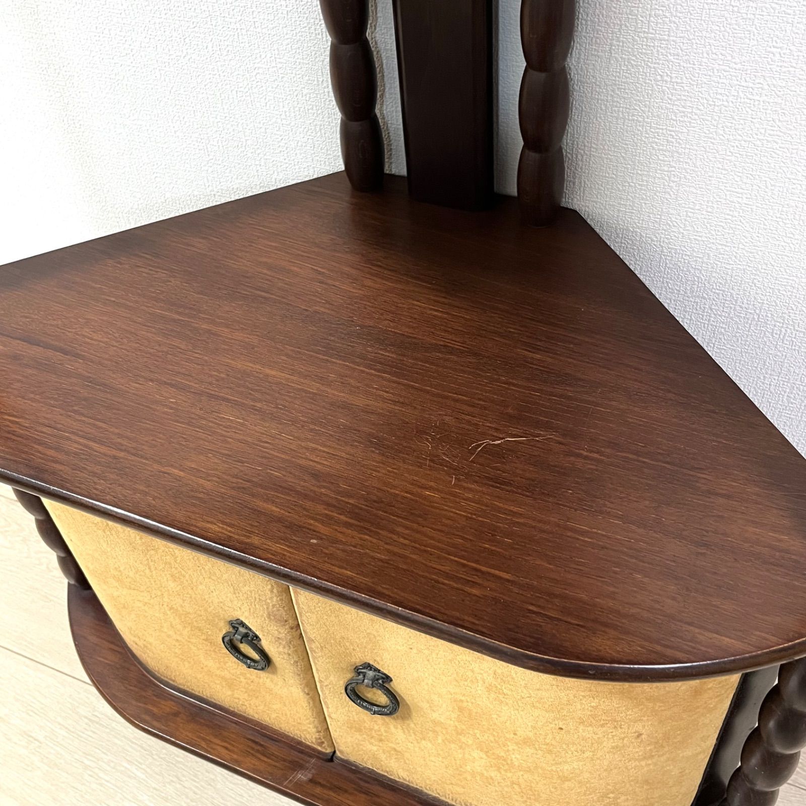 ち11) 安い ナジコ コーナーシェルフ コーナー収納 Najico 扉付き棚