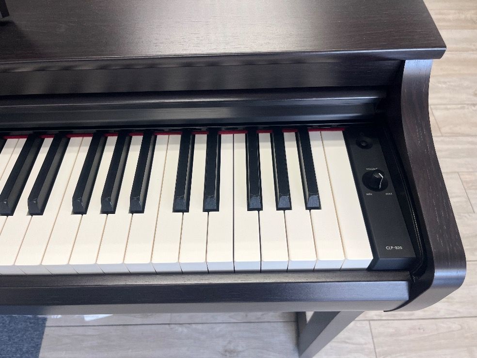 ☆78779【電子ピアノ】YAMAHA CLP825R 25年製 - メルカリ