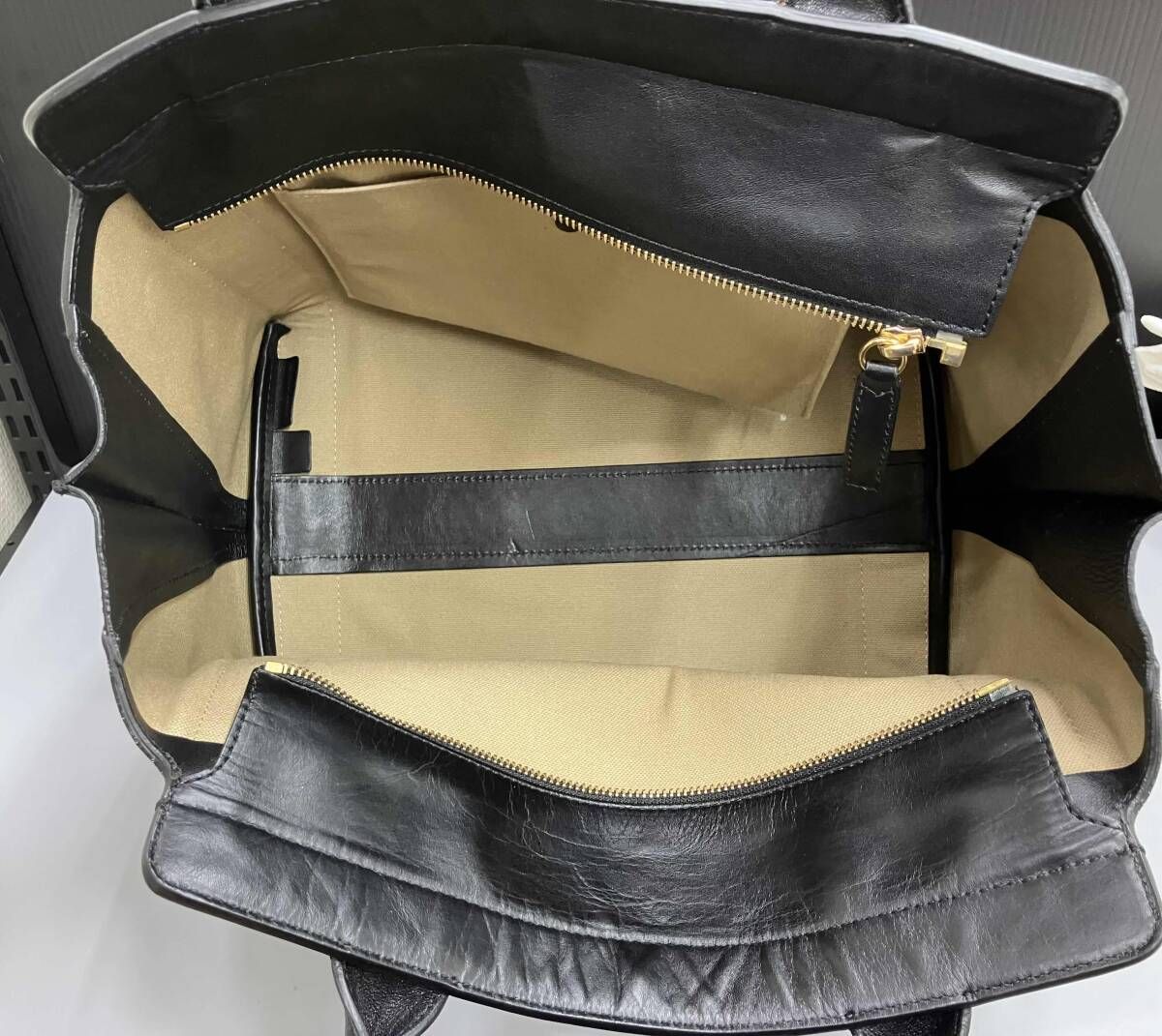 ピンク ブラック