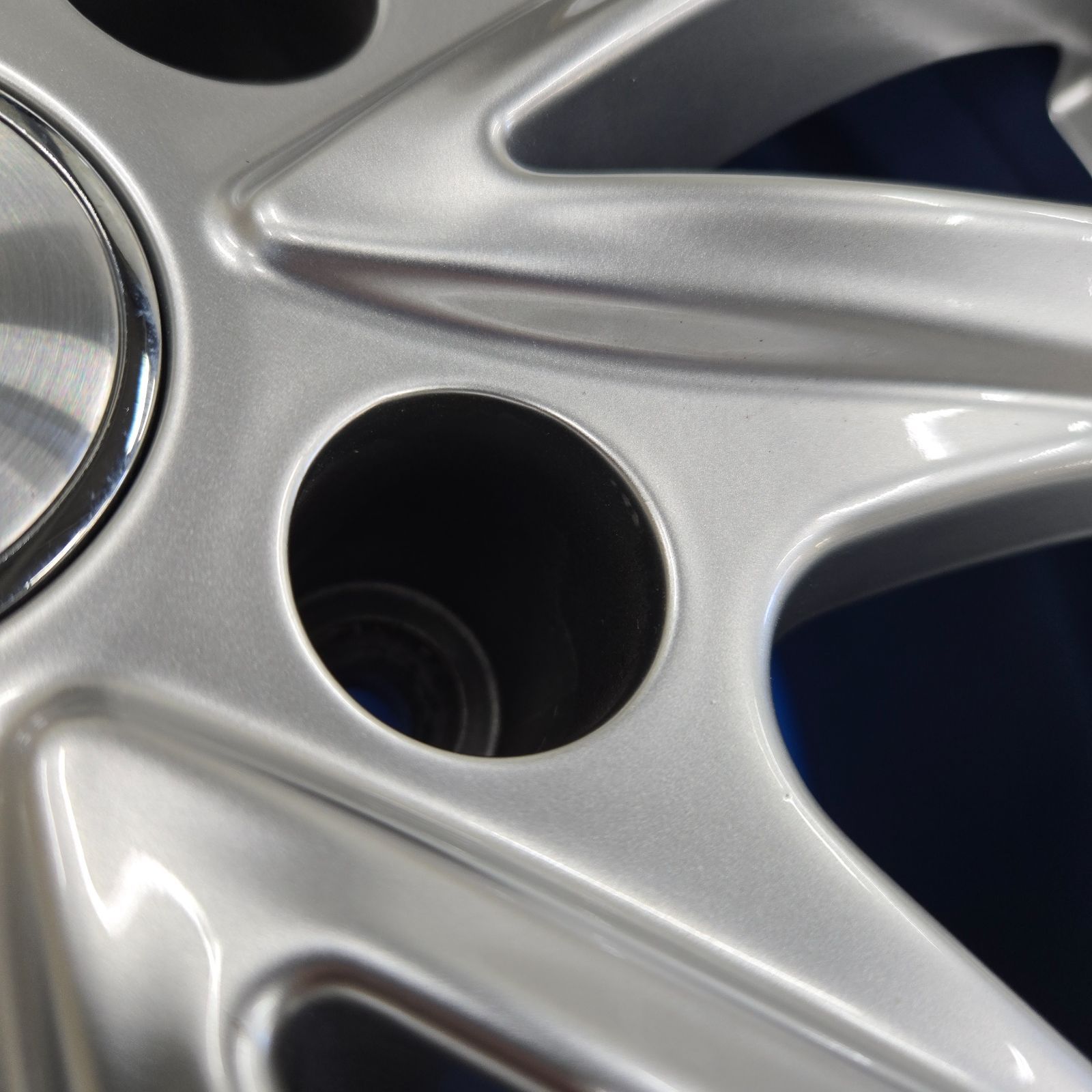 ハイパーシルバー ホイール4本セット