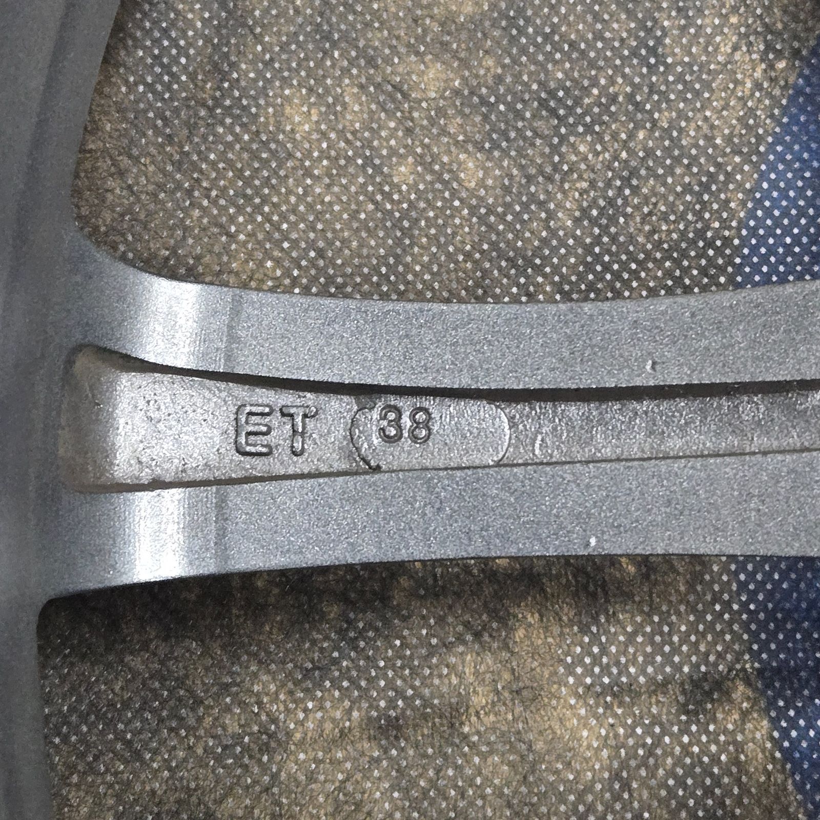  PIAA ピア ロッツァフィーノ 8 0 18 ハイパーシルバー ホイール4本セット 18インチ ホイール