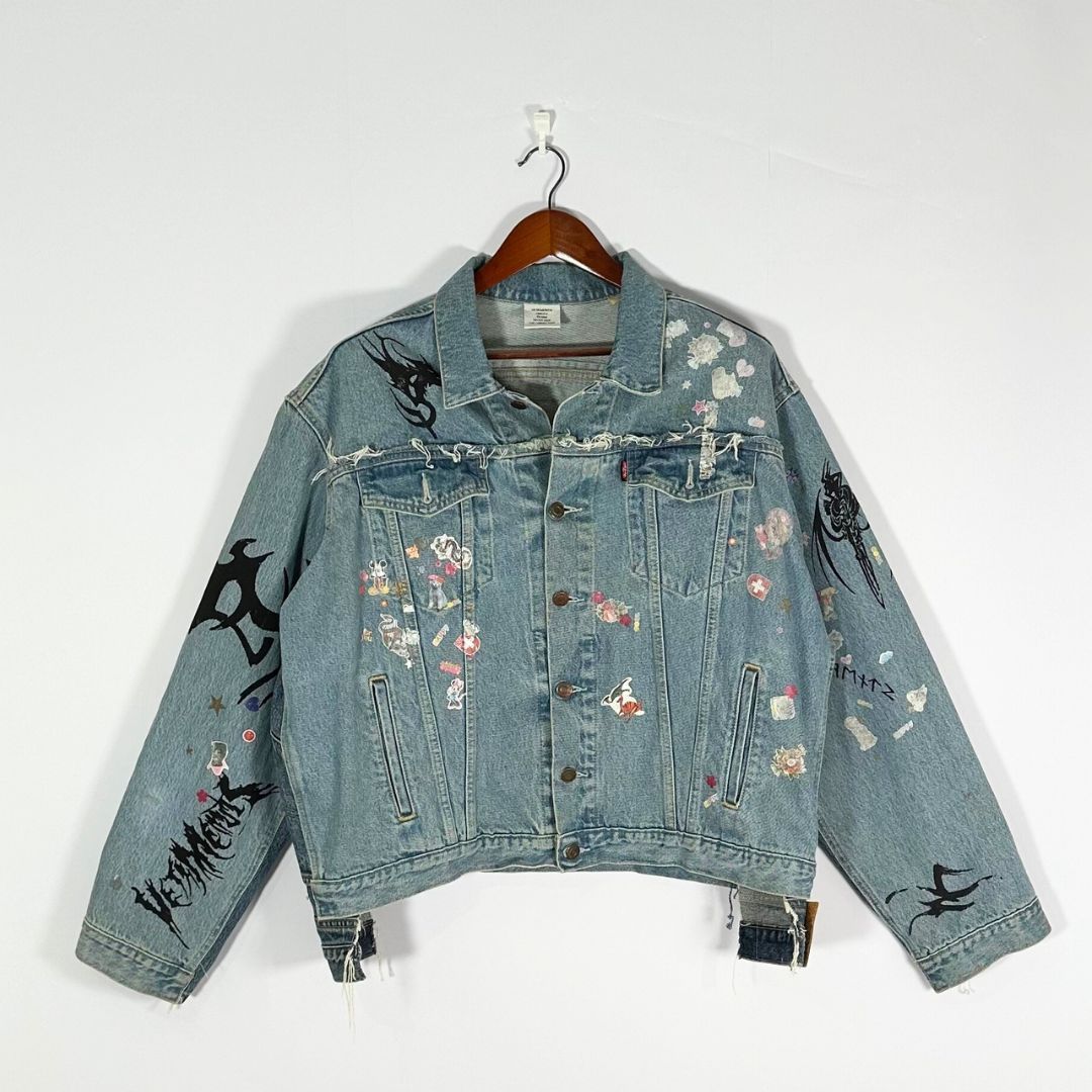 VETEMENTS × Levi’s トライバル プリント デニム ジャケット