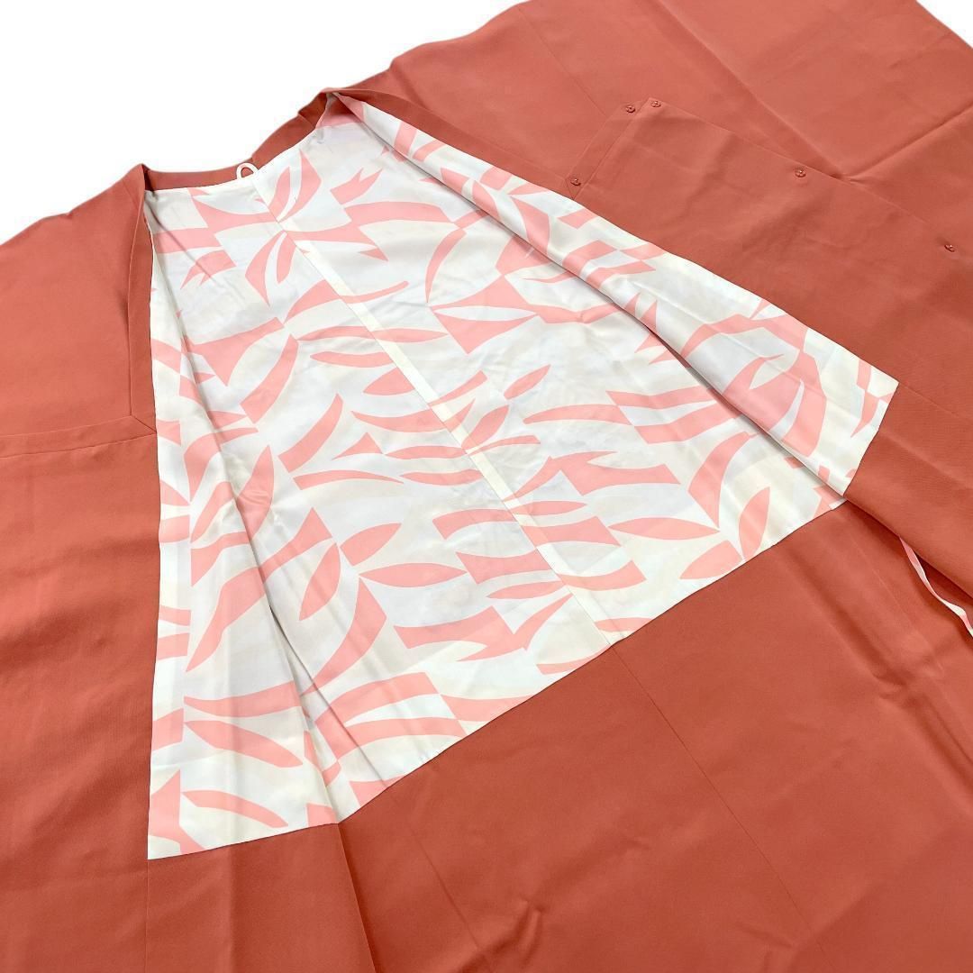  和装コート 道行 絵羽柄 正絹 相良刺繍 葡萄柄 渋いサーモンピンク 手縫い 着物 kimonolove リユース品 オゾン消臭サービス A-2086 羽織 着物 浴衣