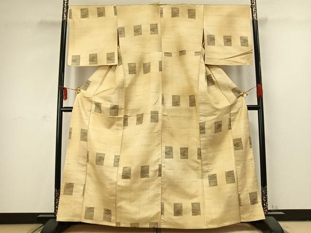 平和屋着物 上質な紬 単衣 色紙文 正絹 fy