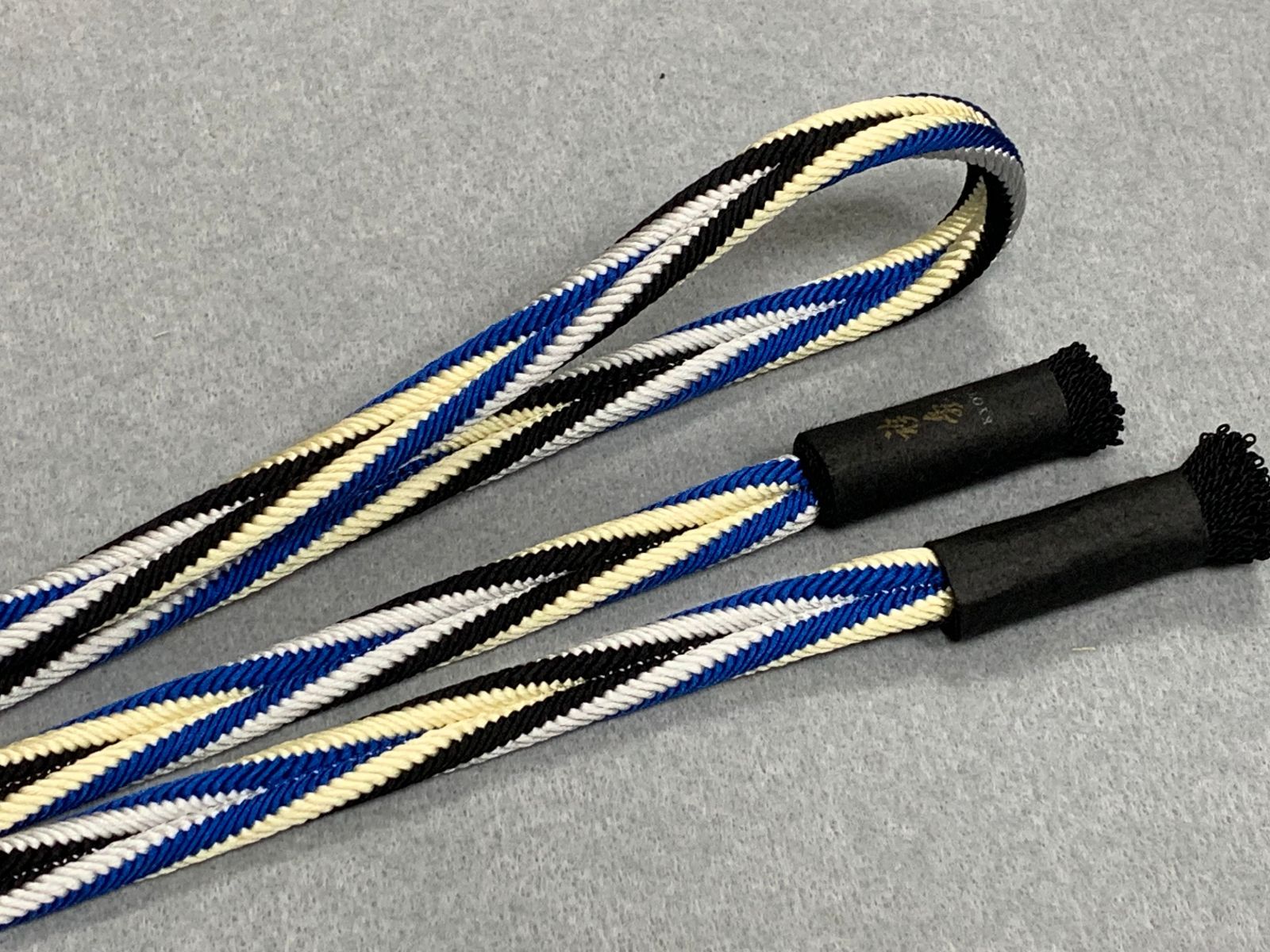 秋冬入荷 京都 衿秀 紬 小紋洒落着に ひねり合わせ帯締め レモン色 ブルー 黒 グレー 頼房