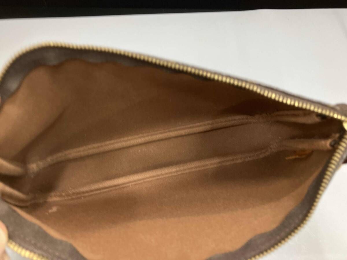  LOUIS VUITTON ルイヴィトン ポシェット アクセソワール M 40712 外寸目安W 23×H 13×D 4 cm ポーチ バッグ