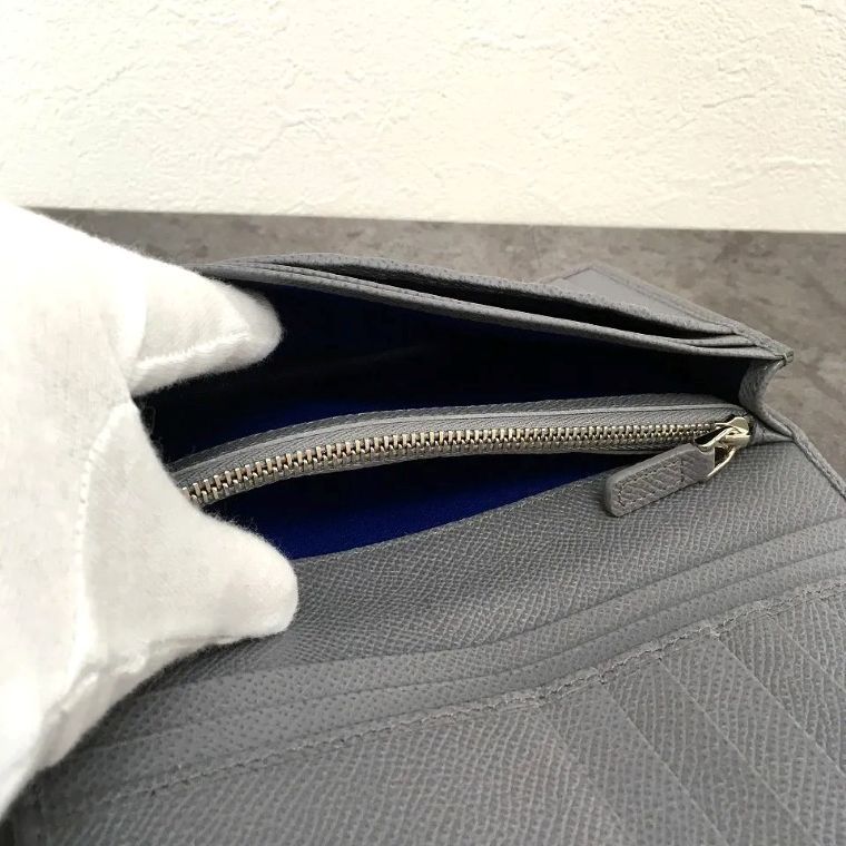 長財布 ライトグレー