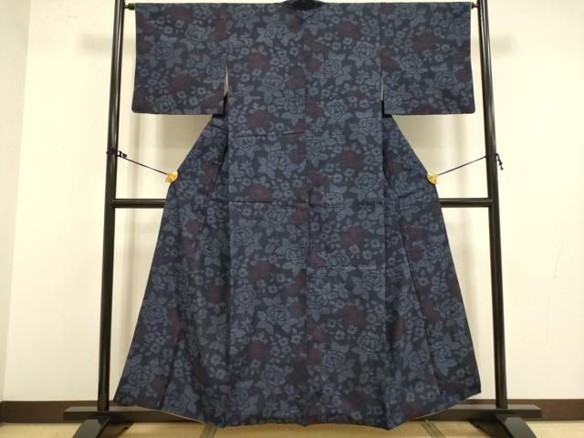 平和屋着物 本場結城紬 重要無形文化財 100亀甲 草花文 正絹 du