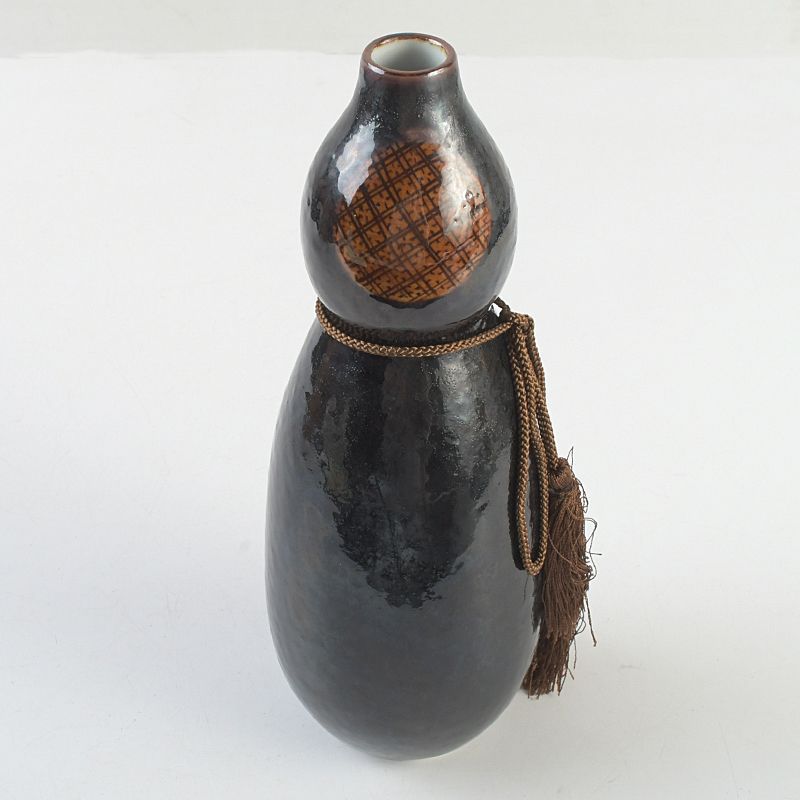 九谷焼 三代為吉 三ツ井詠一 更沙丸紋 一輪挿 共箱 C S184 - メルカリ