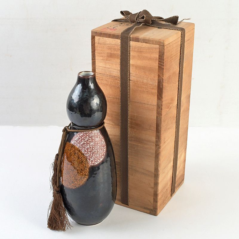 三代 三ツ井為吉造 九谷焼 一輪生 「小鳥」ヴィンテージ、共箱 三代 三ツ井為吉造 九谷焼 一輪生 「小鳥」ヴィンテージ、共箱 2025年