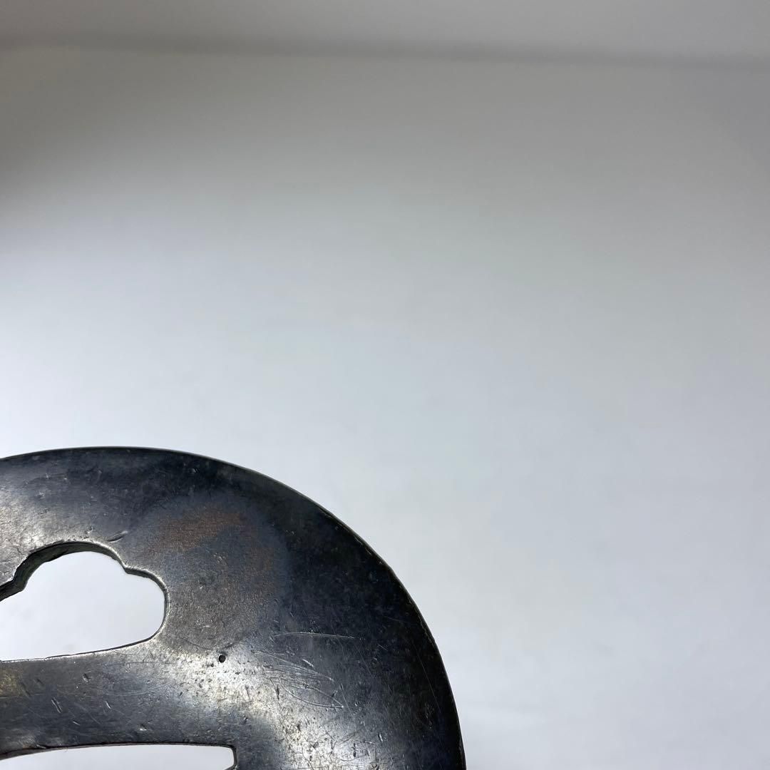 銅製　鍔　7.3×6.7㎝　134g 東な7-0304③ 銅製 鍔 7.3×6.7㎝ 134g 東な7-0304③ 銅製 鍔 7.3×6.7