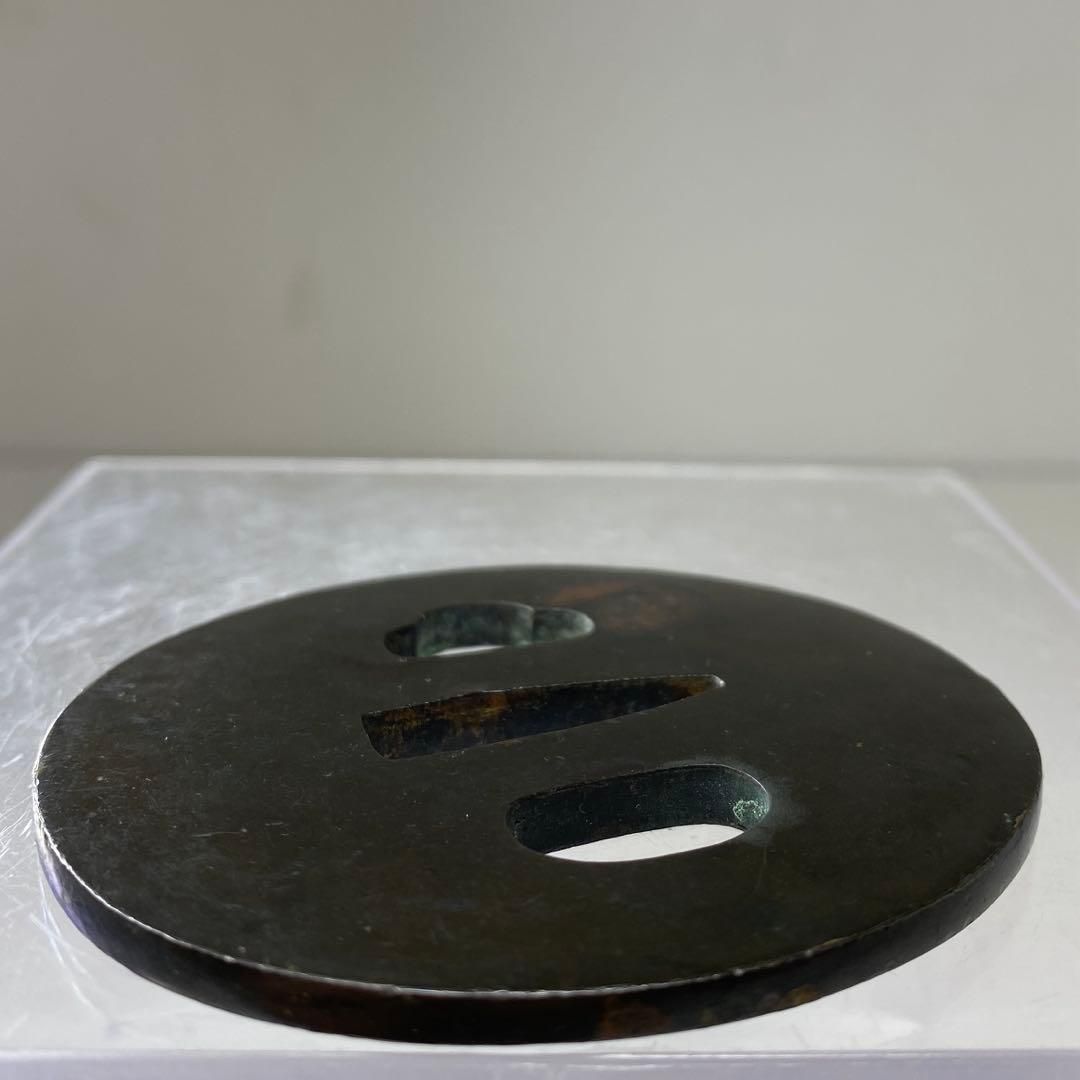 銅製　鍔　7.3×6.7㎝　134g 東な7-0304③ 銅製 鍔 7.3×6.7㎝ 134g 東な7-0304③ - メルカリ