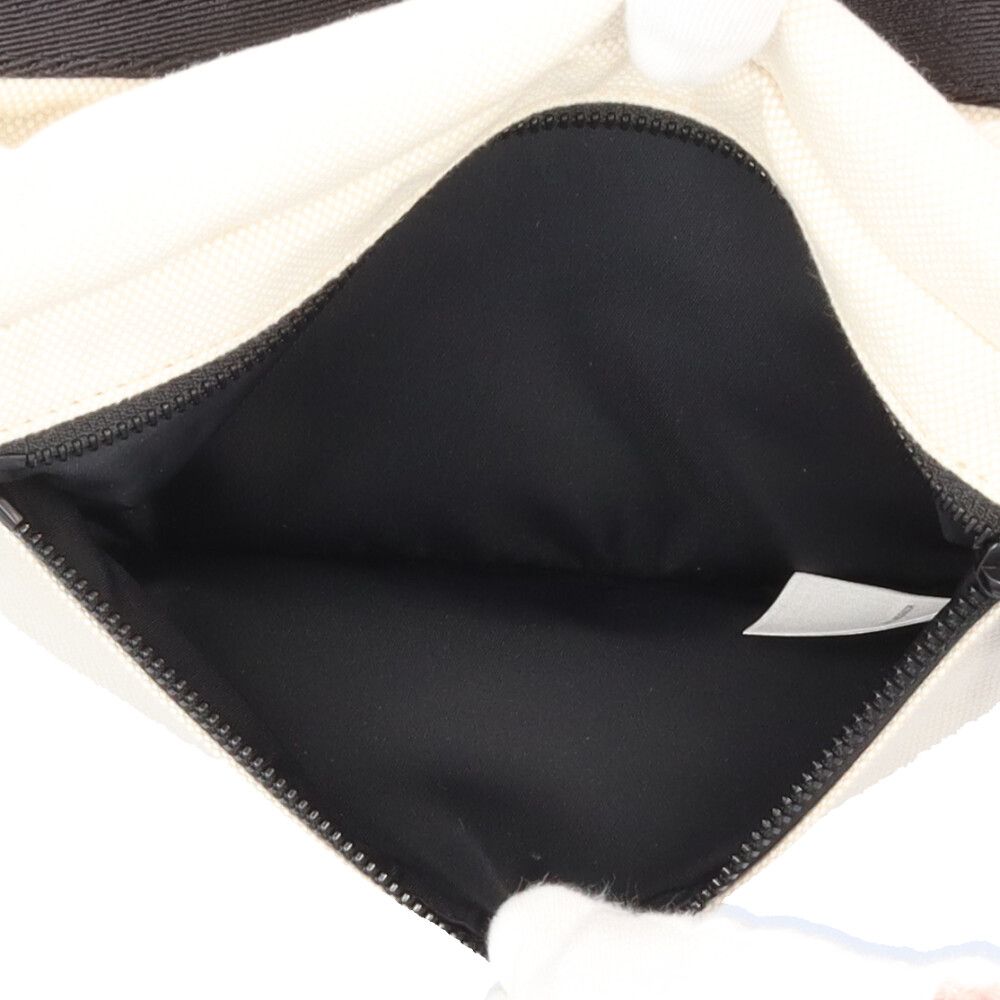 ウエストバッグ