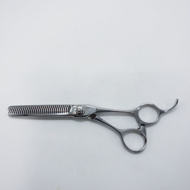 ナルトシザーズ ナルトシザーNARUTO SCISSORS 二梳きヘネシーラムールS31 オフセット シザー セニング 美容ハサミ すきばさみ 美容師 理容師 約20~25 右利き 5.8インチ sc1570