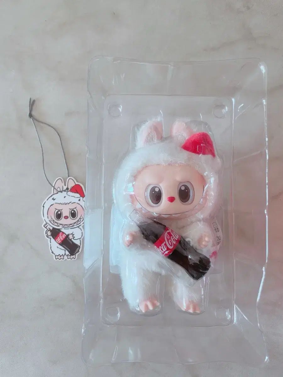 POP MART コカコーラ Labubu