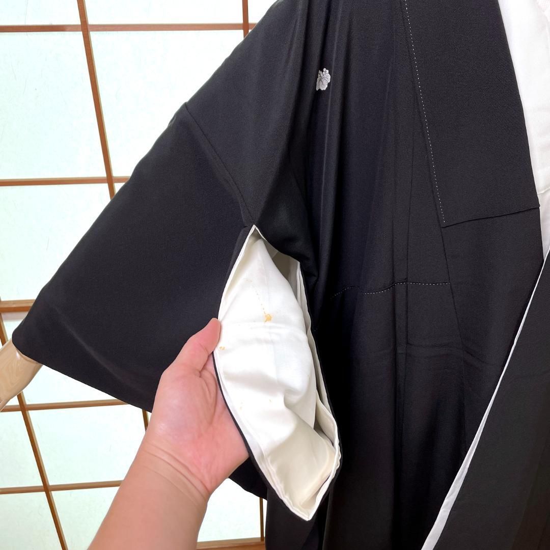  黒留袖 正絹 刺繍 銀彩 荒波 ビンテージ着物 kimonolove リユース品 オゾン消臭サービス A-1964 黒留袖 着物