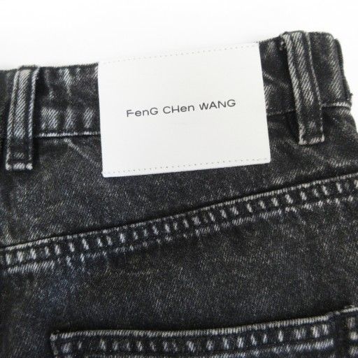フェン・チェン・ワン FENG CHEN WANG プリーツデニムパンツ