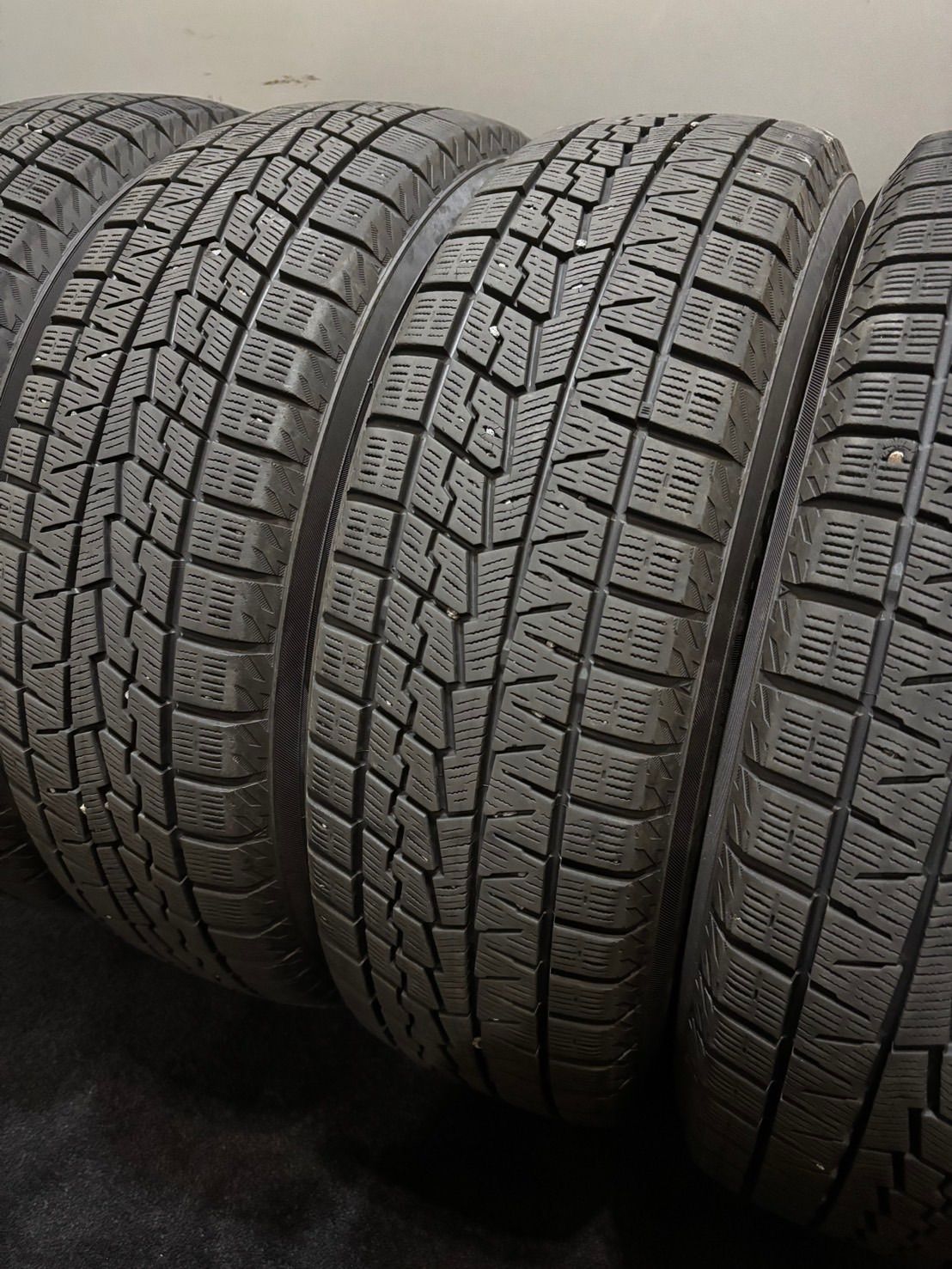 185 65 R 15 ice GUARD iG 70 22年製 スタッドレス 4本 ヨコハマ アイスガード シエンタ フリード 4 K 581